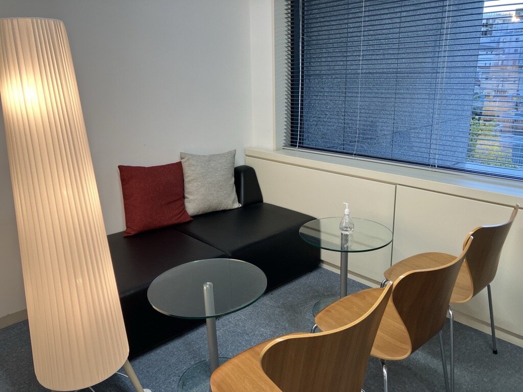 フリーアドレス席 今日の“働きやすさ”に応じて席を選びます